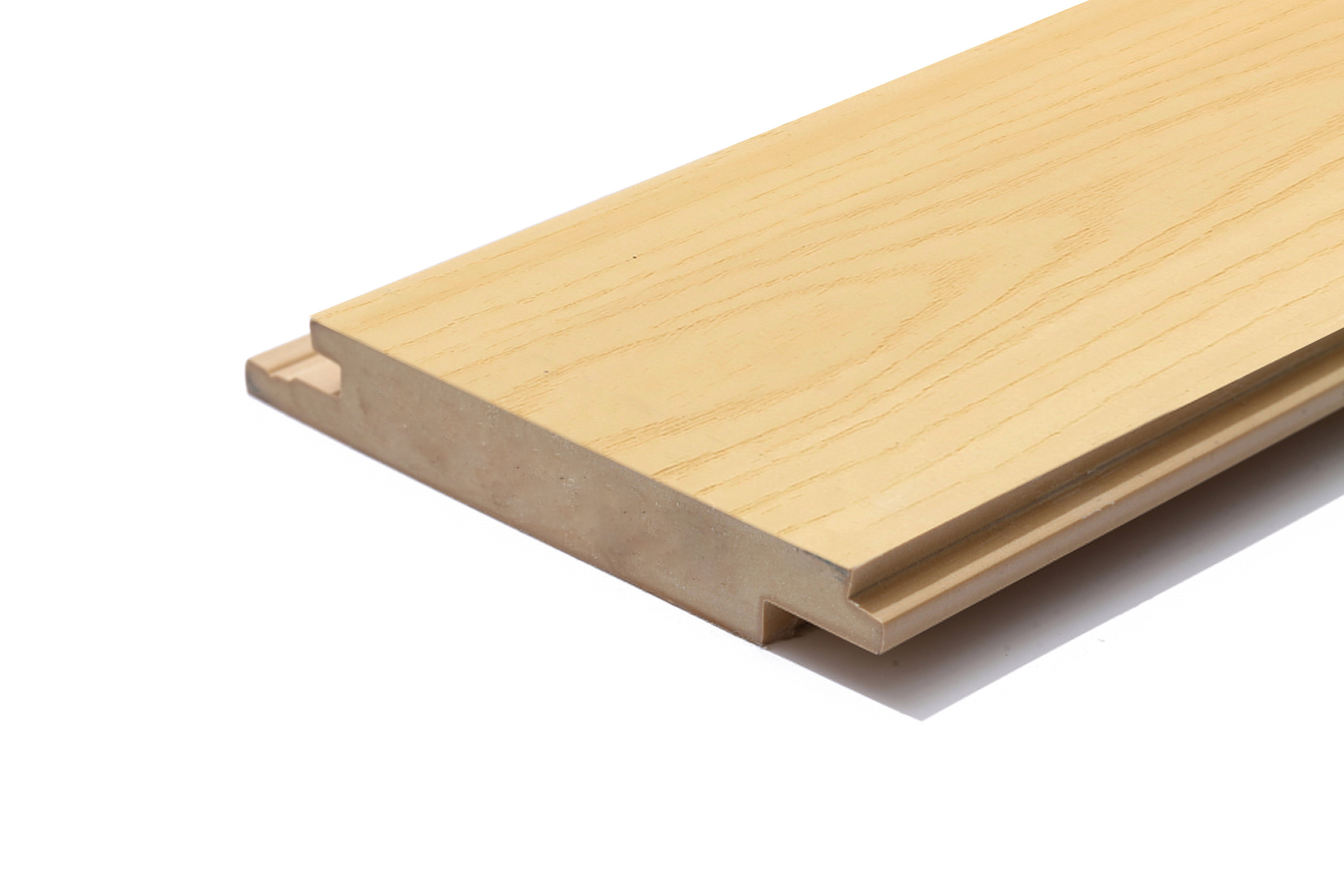 唯美康產(chǎn)品與國(guó)內(nèi)、外其它運(yùn)動(dòng)木地板品牌產(chǎn)品的主要區(qū)別？