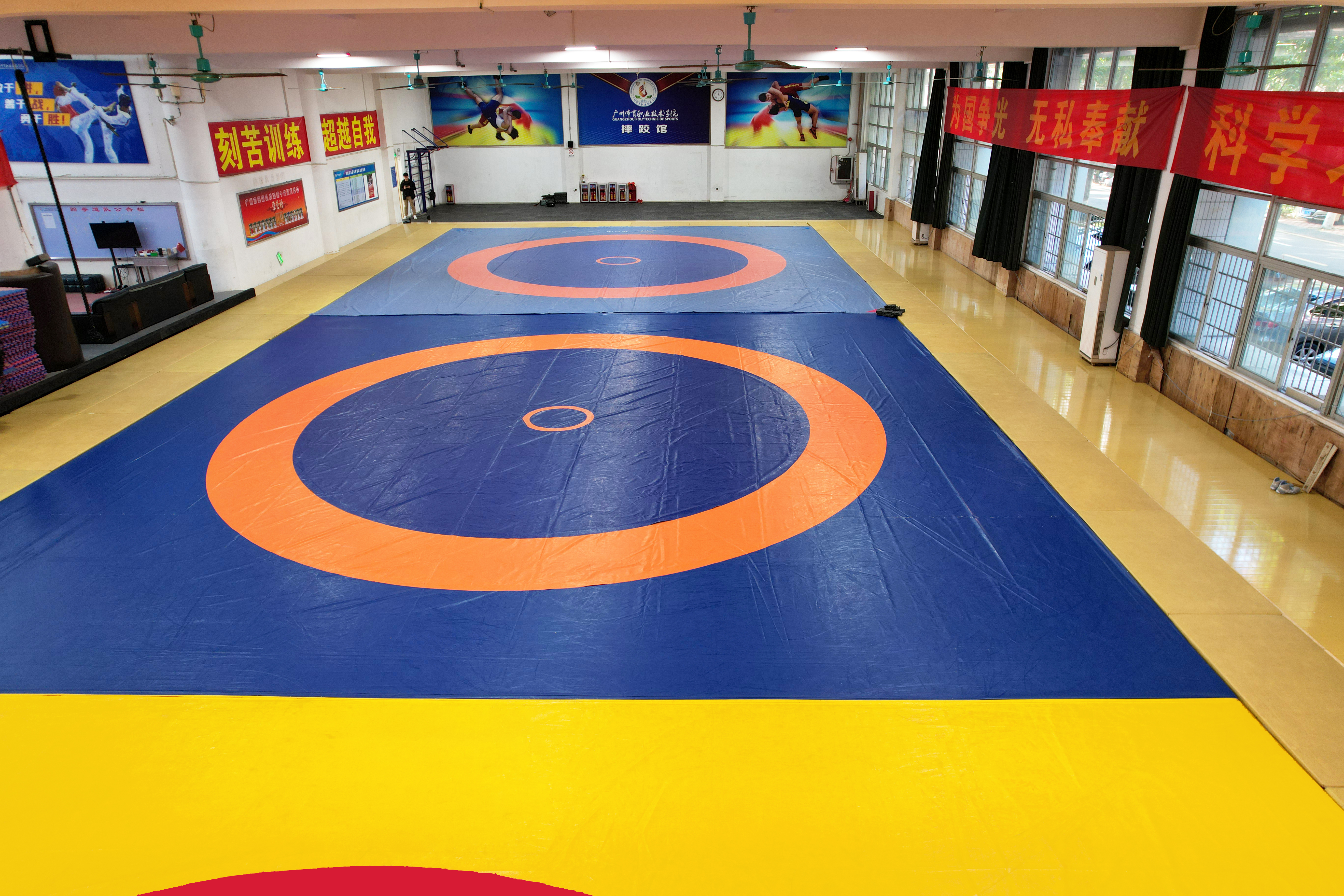 廣州體育職業(yè)技術(shù)學(xué)院摔跤館